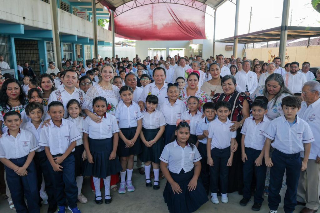 Renacimiento Maya dignifica primaria de Zazil-Há