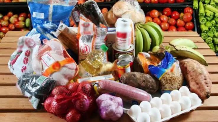 ¿Cuánto cuesta realmente alimentar a una familia en México? Cuatro canastas, cuatro realidades