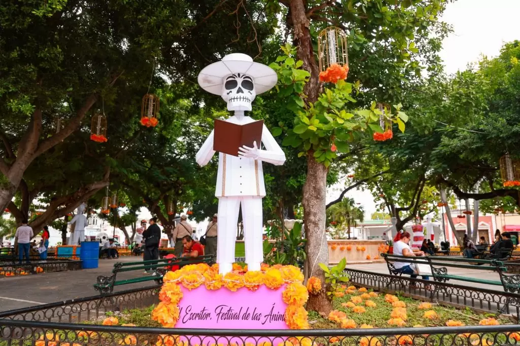 “ÁNIMAS ILUMINADAS” TOMA FORMA EN EL PARQUE DE SAN JUAN