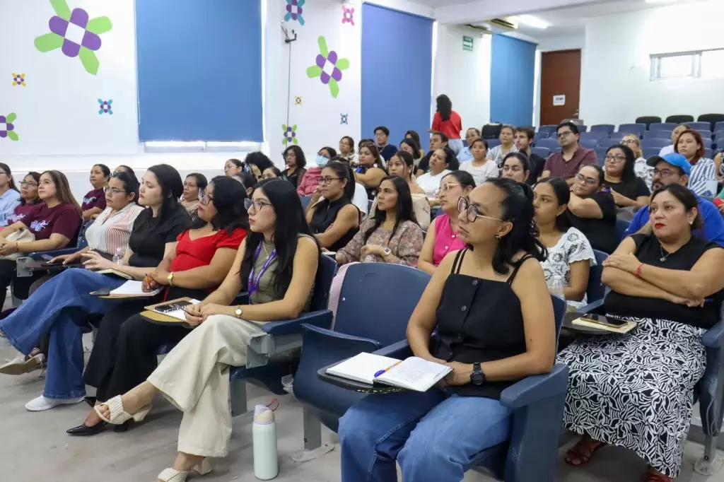 FOMENTAN CONOCIMIENTOS DE SERVIDORAS Y SERVIDORES PÚBLICOS PARA LA ATENCIÓN DE PERSONAS AUTISTAS