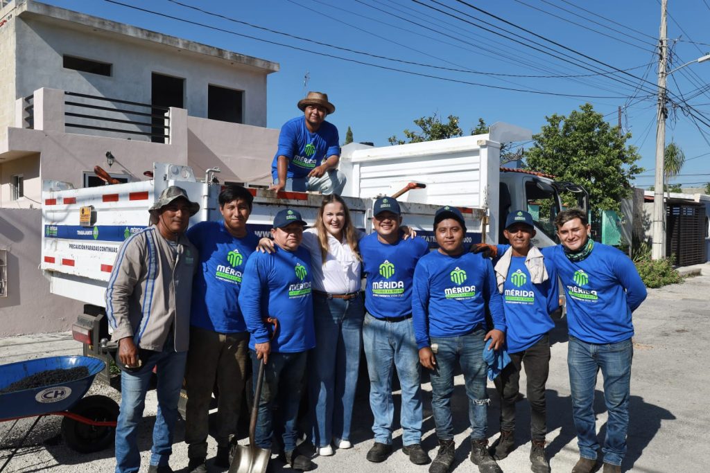 ENCABEZA CECILIA PATRÓN MEGAOPERATIVO EN LA UNIDAD MORELOS