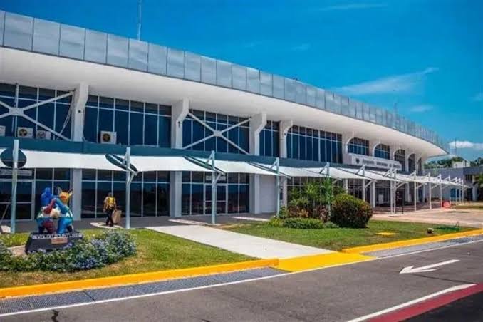 SE EXTIENDEN LOS PERIODOS DE CIERRE DE LOS AEROPUERTOS INTERNACIONALES DE PUERTO VALLARTA Y MANZANILLO